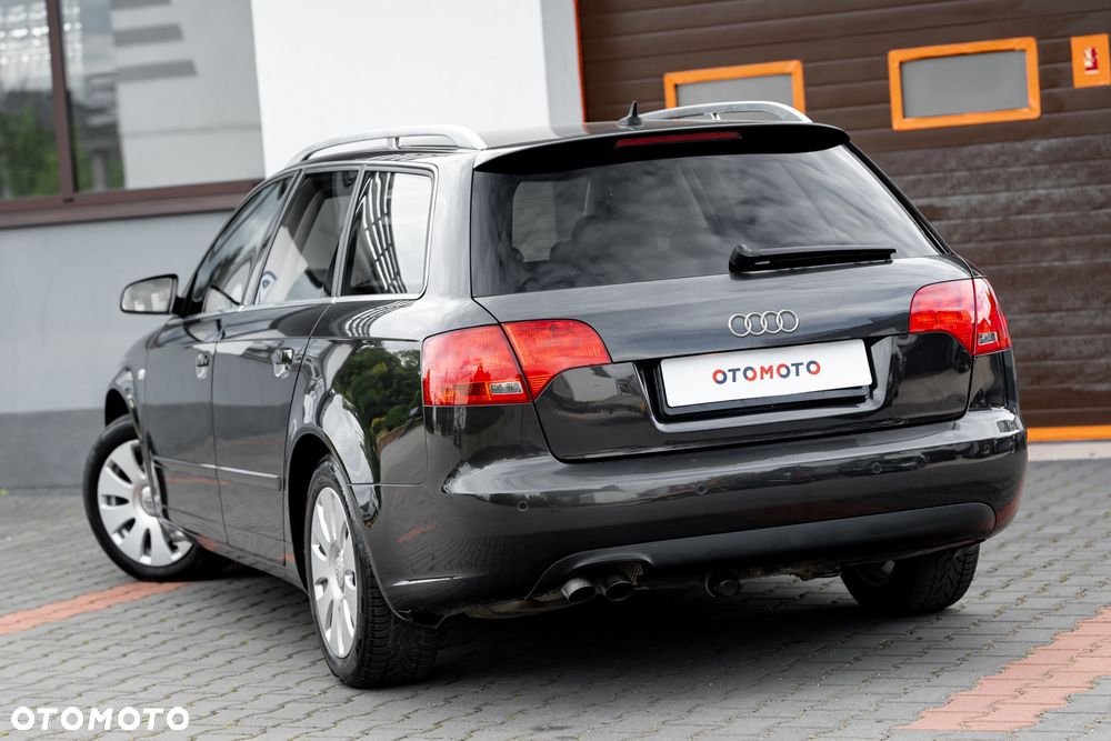 Audi A4 Avant 2.0 TDI - 9