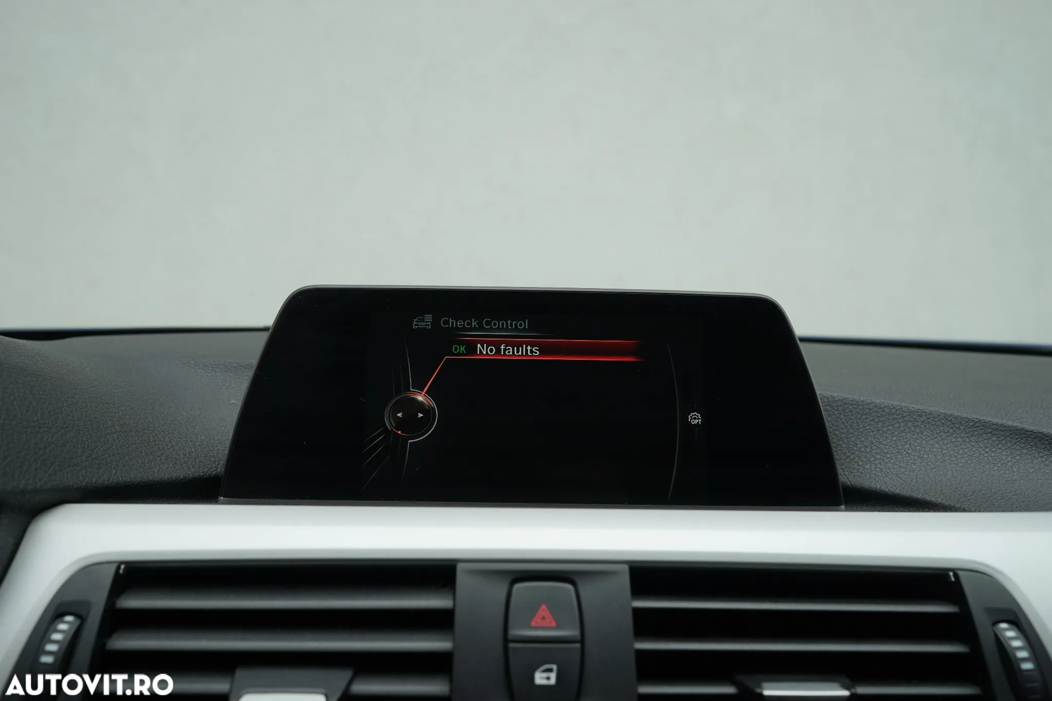 BMW Seria 3 - 16