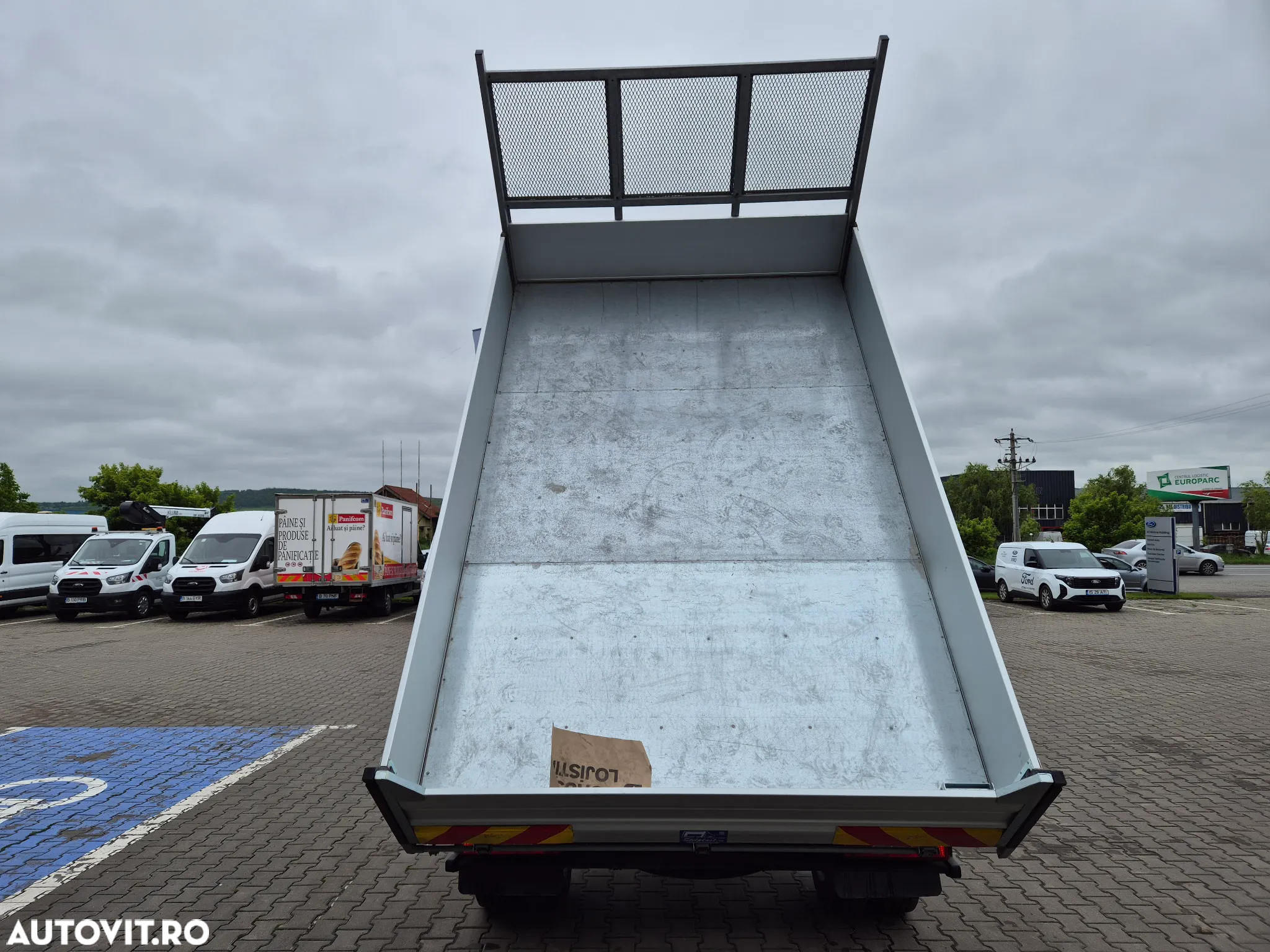 Ford Ford Transit ICA 3 Single Chassis Cab 350L (L3H1) Trend 2.0L EcoBlue 130 CP M6 RWD - 12