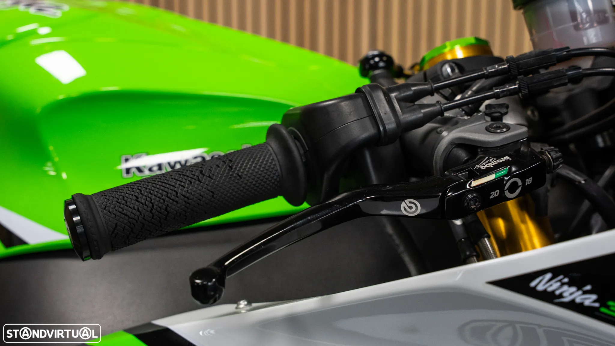 Kawasaki ZXR 10 - 7