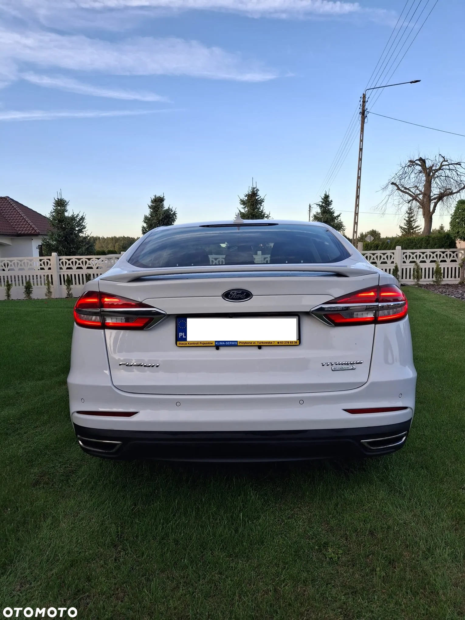 Ford Fusion - 4
