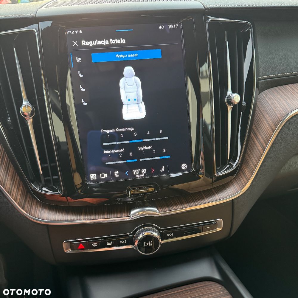 Volvo XC 60 D5 AWD Inscription - 7