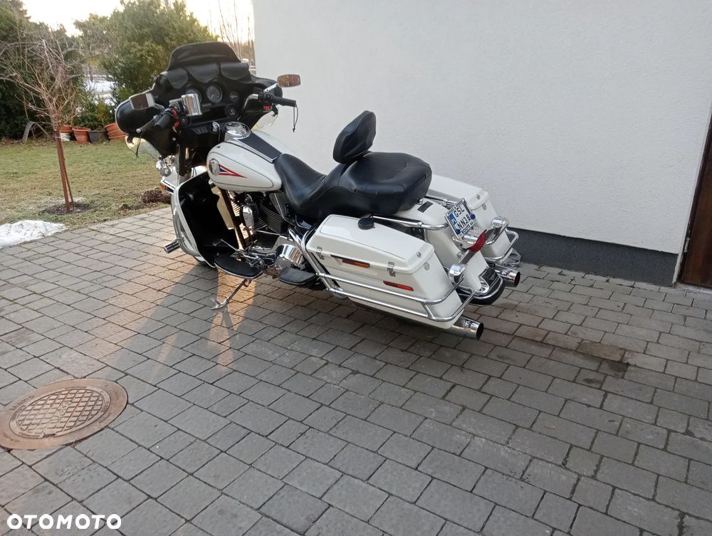 Harley-Davidson FLHT Electra Glide Standard - 6