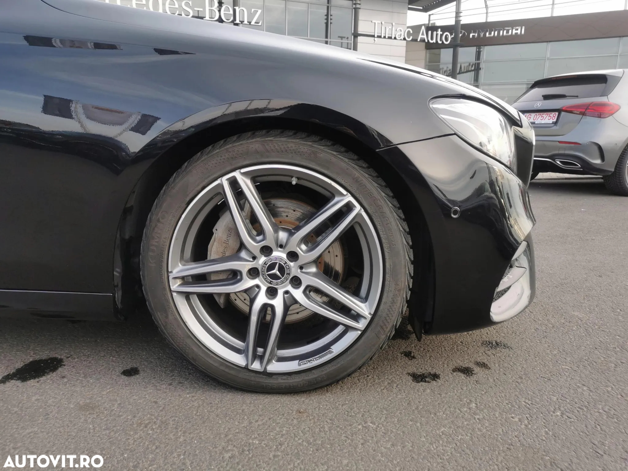 Mercedes-Benz E - 16