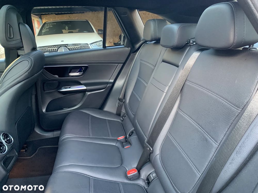 Mercedes-Benz GLC 300 4Matic 9G-TRONIC Edition Avantgarde - 17