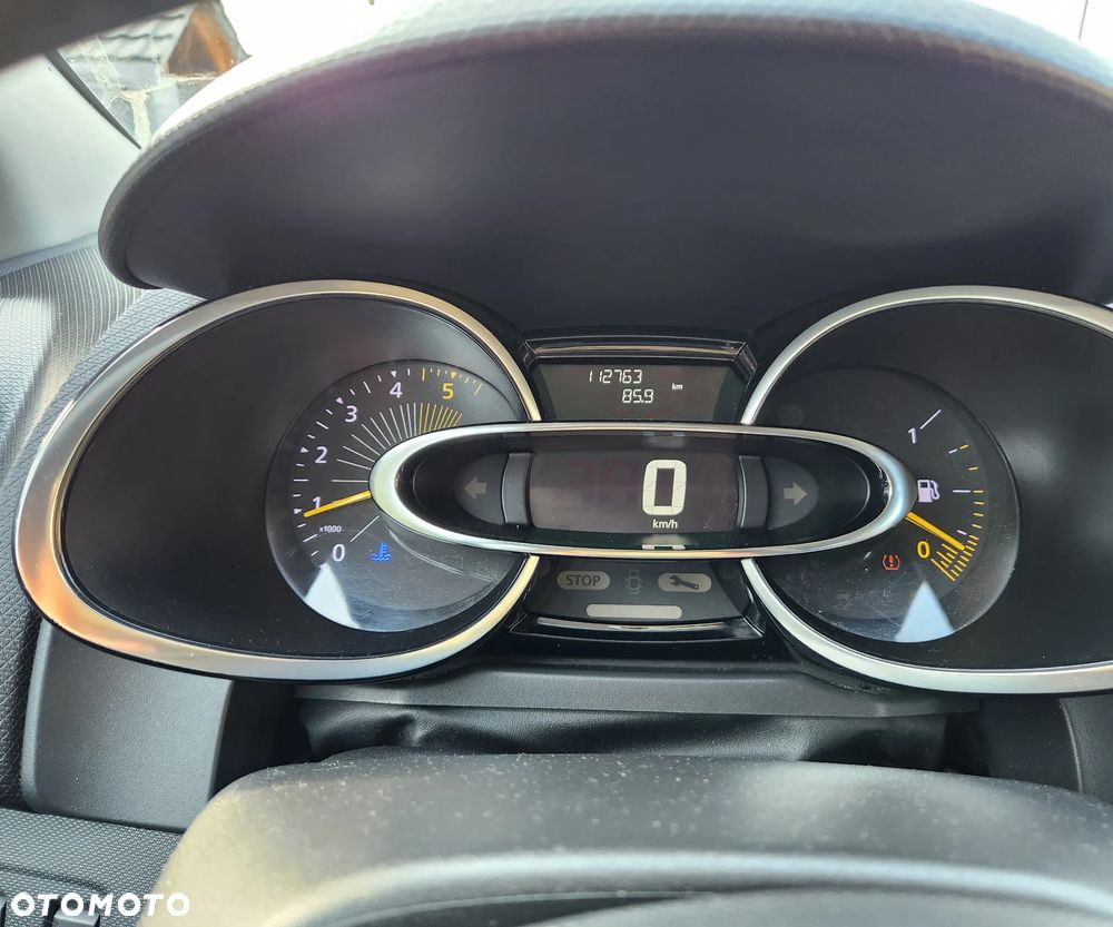 Renault Clio 1.5 dCi Alize - 23
