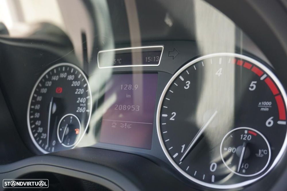 Mercedes-Benz B 180 CDI BlueEFFICIENCY - 24