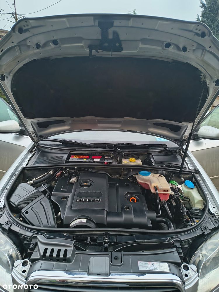 Audi A4 Avant 2.0 TDI multitronic - 8