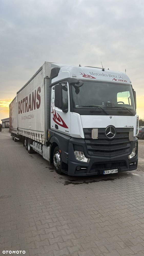 Mercedes-Benz Actros Jumbo Mega Tandem - 2