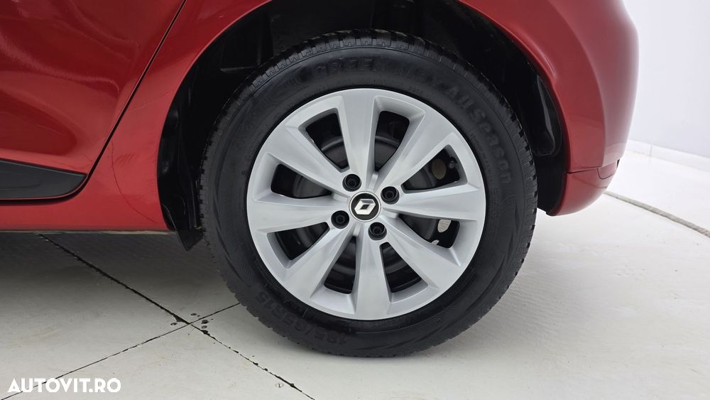 Renault Clio - 22