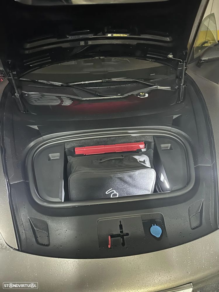 Porsche Taycan Turbo S - 14