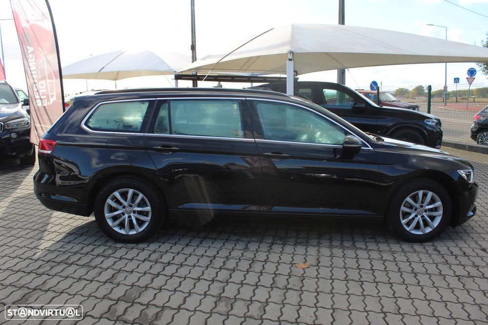 VW Passat Variant 2.0 TDi Confortline - 4