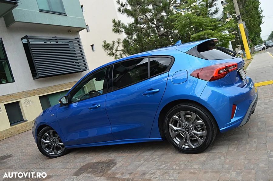 Ford Focus - 23