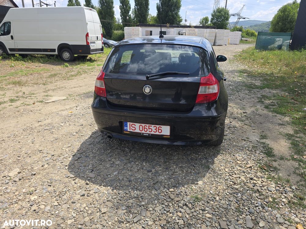 BMW Seria 1 120i - 2