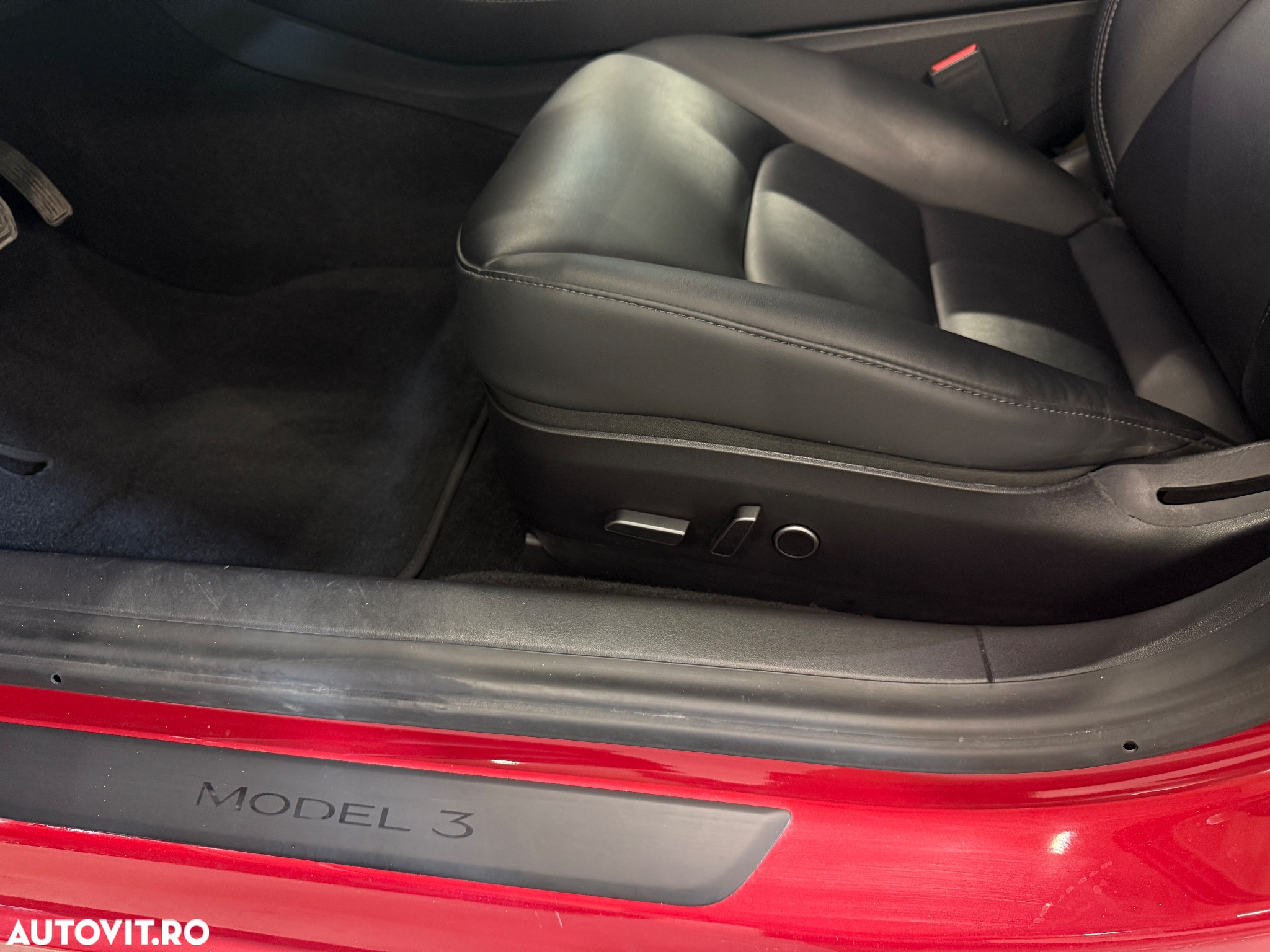 Tesla Model 3 Langstreckenbatterie Allradantrieb Dual Motor - 30