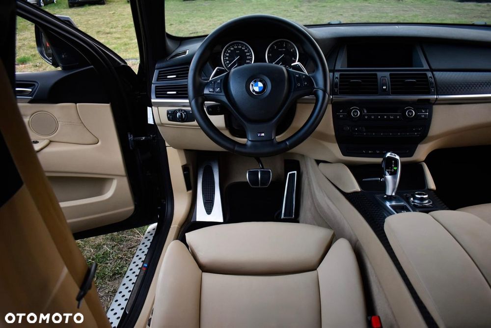 BMW X6 xDrive40d - 9