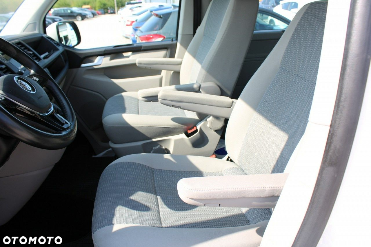 Volkswagen Caravelle 2.0 TDI L2 Comfortline 4Motion - 16
