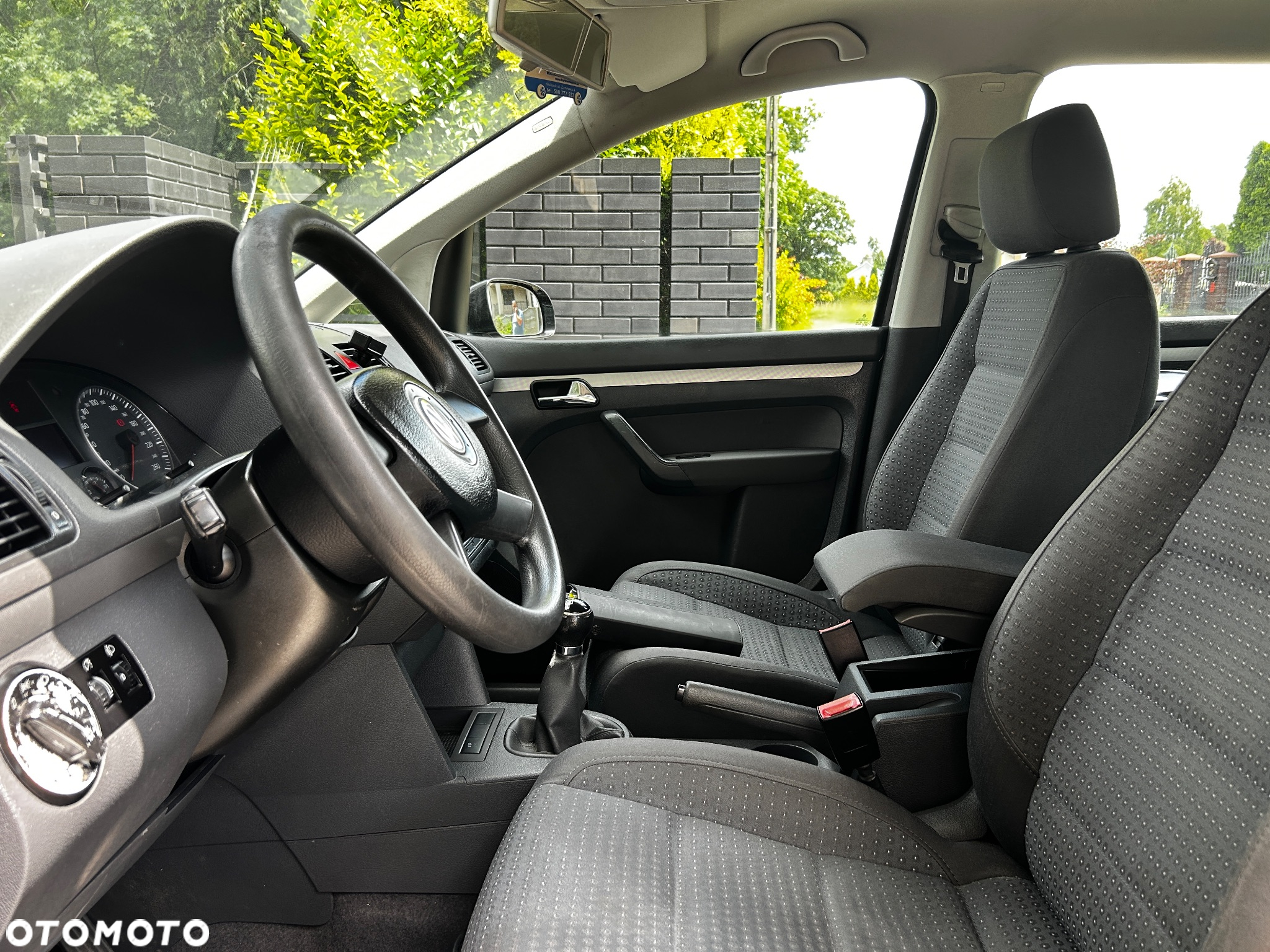 Volkswagen Touran 1.6 FSI Trendline - 14