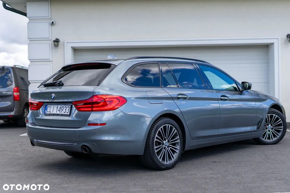 BMW Seria 5 520d M Sport Edition - 19
