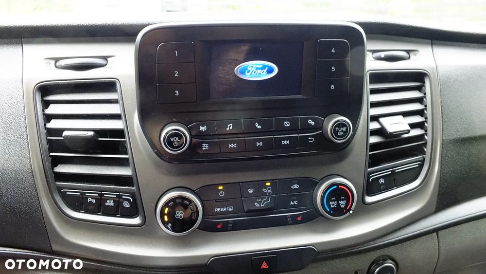 Ford Transit Custom - 28