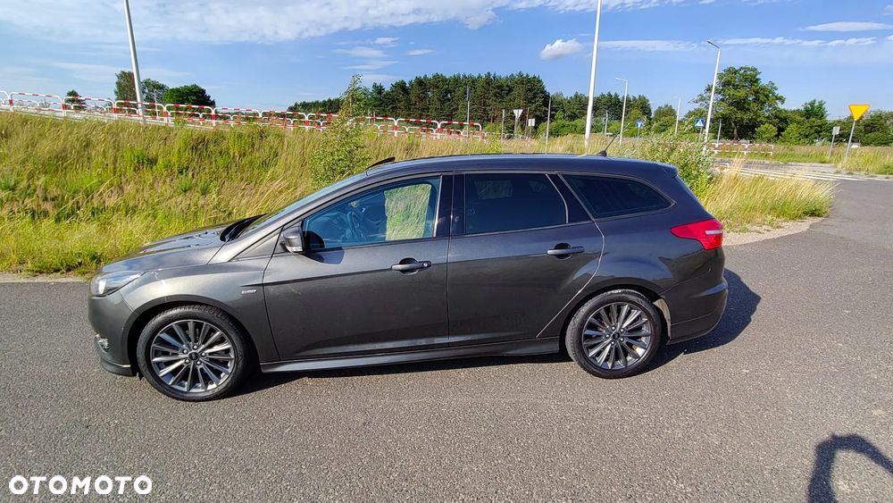 Ford Focus 1.5 EcoBoost ST-Line ASS - 10