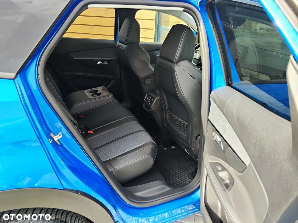 Peugeot 3008 BlueHDi 130 Stop & Start EAT8 Allure Pack - 27
