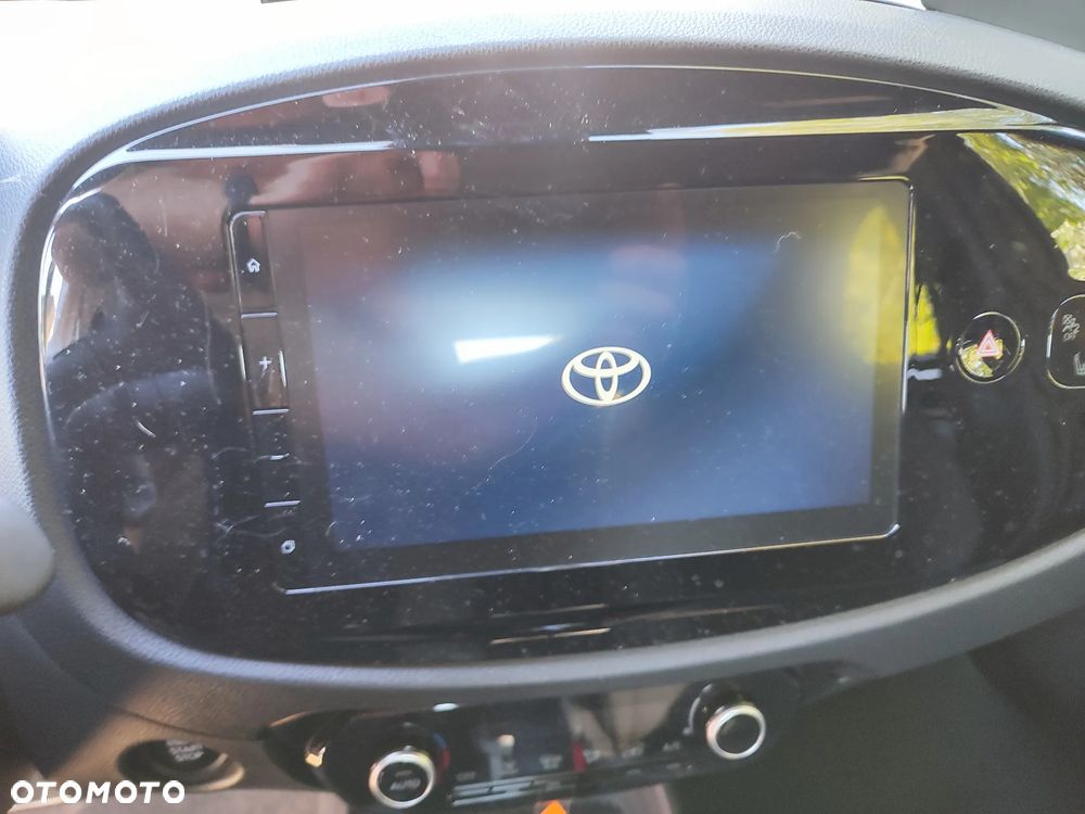 Toyota Aygo X Team D - 19