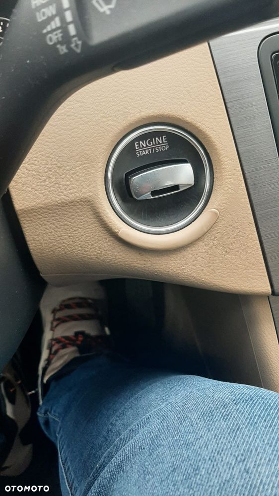 Volkswagen Passat 2.0 TDI Comfortline - 23