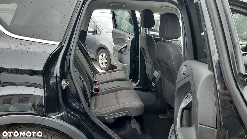 Ford Kuga - 18