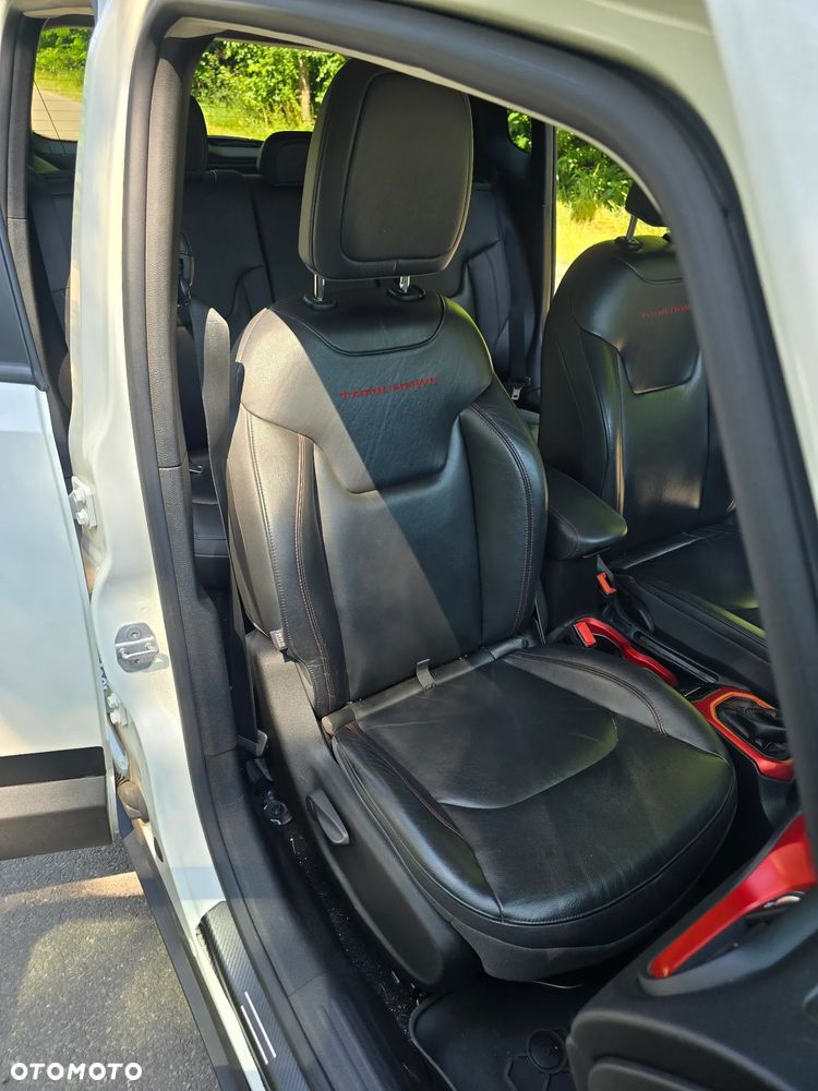 Jeep Renegade 2.0 MultiJet Active Drive Low Automatik Trailhawk - 23