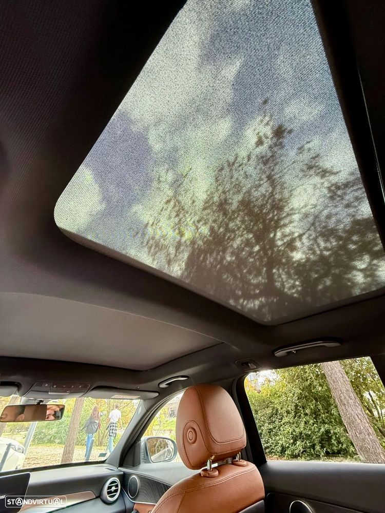 Mercedes-Benz C 300 de AMG Line - 21