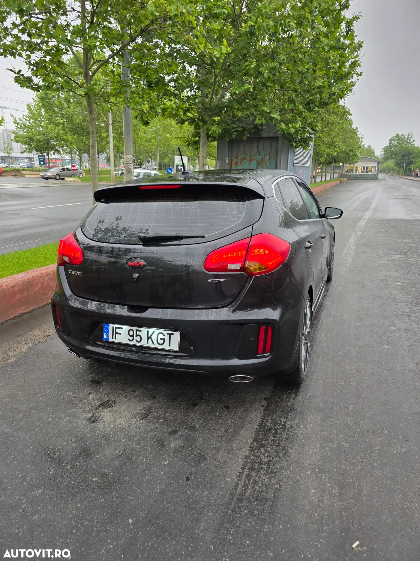 Kia Ceed Cee'd 1.6 T-GDI GT - 4