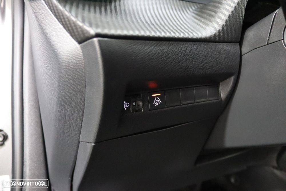 Peugeot 2008 1.2 PureTech Active Pack EAT8 - 10