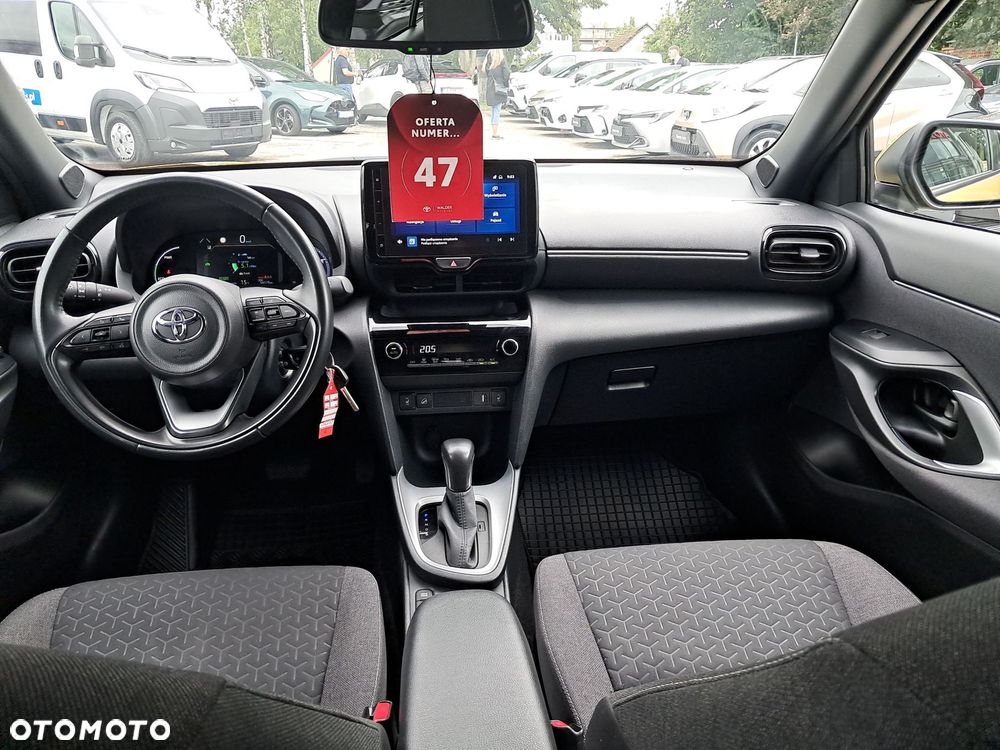 Toyota Yaris Cross Hybrid 1.5 Comfort 4x4 - 9