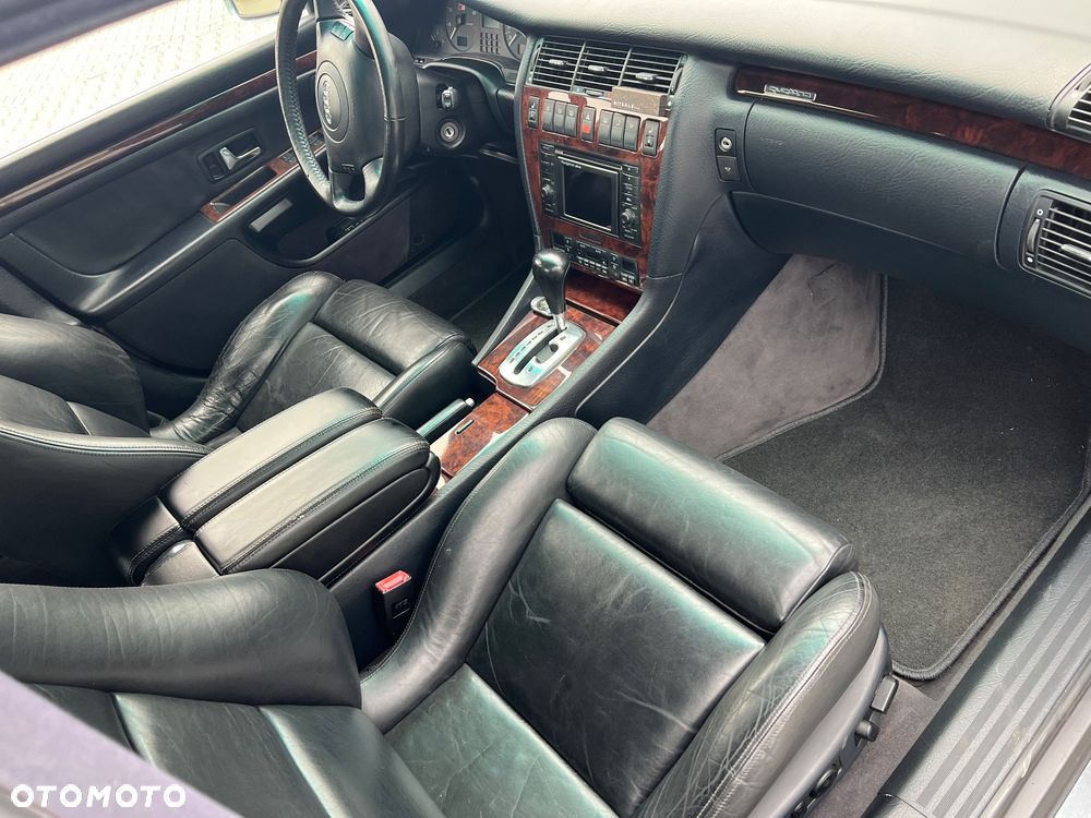 Audi S8 - 17