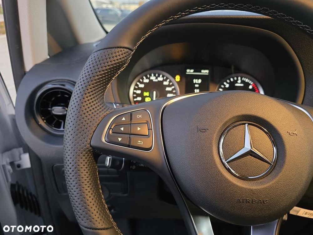 Mercedes-Benz Vito - 13