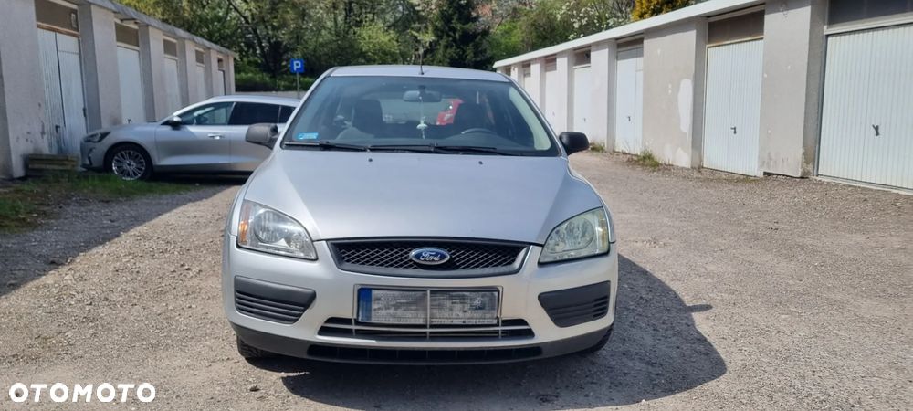Ford Focus - 8