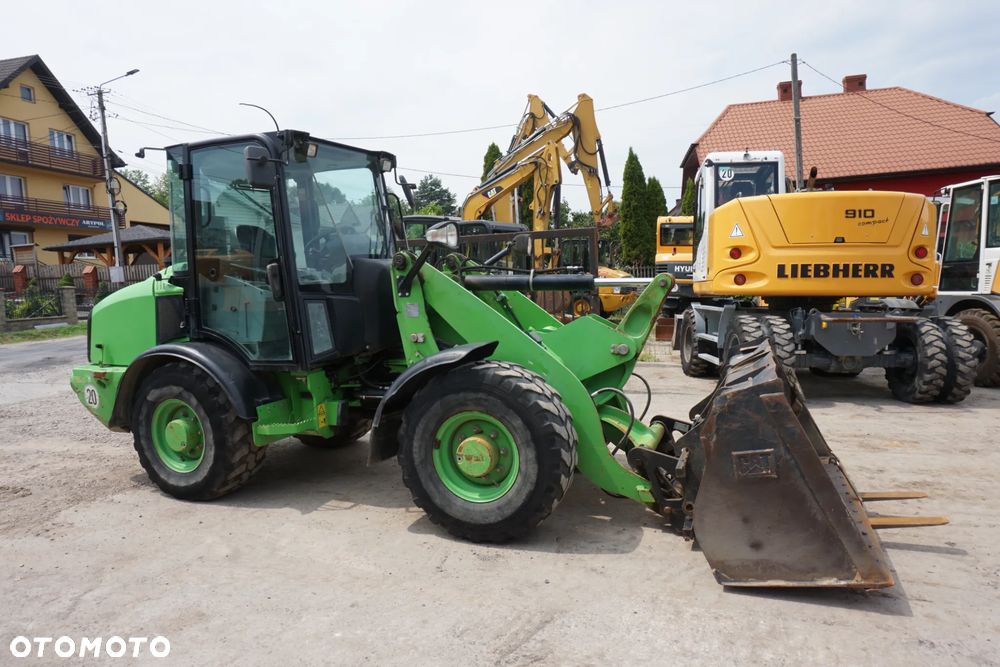 Caterpillar CAT 906 H - 2