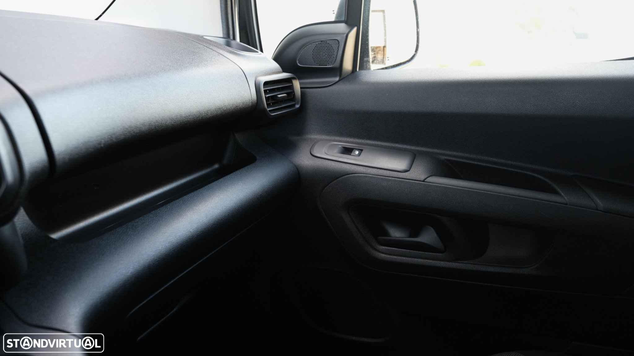 Peugeot Partner L2 caixa automática 130cv - 19