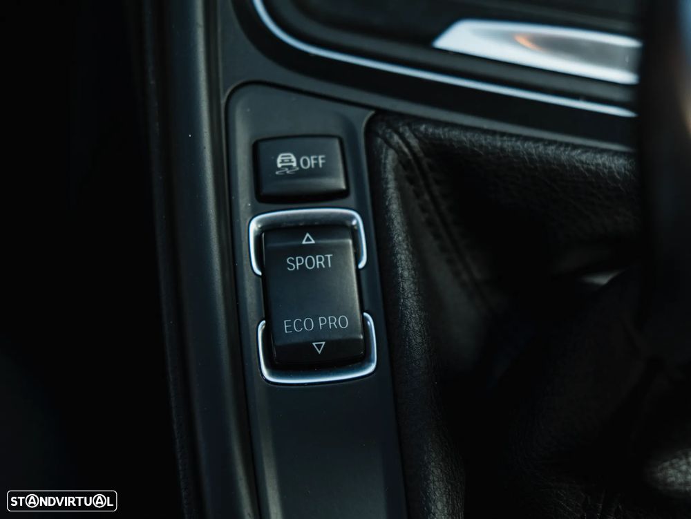 BMW 316 d Modern Line - 31