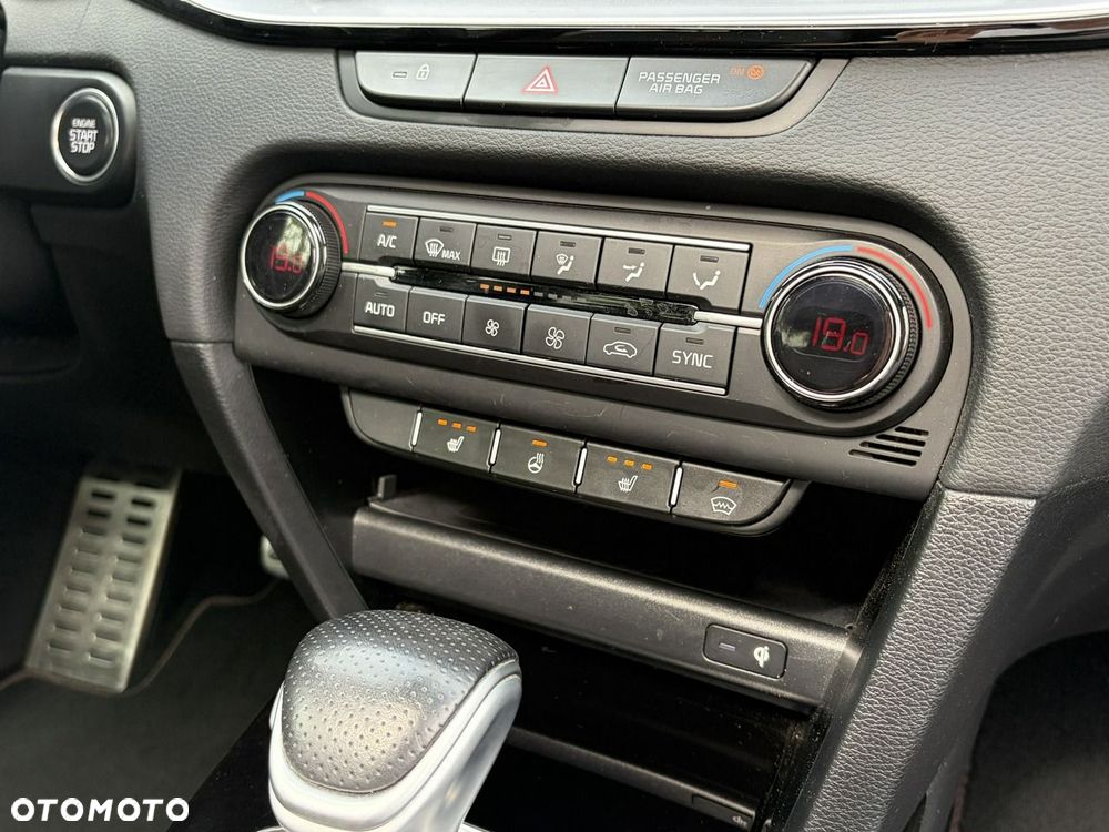 Kia ProCeed 1.6 T-GDI DCT7 OPF GT - 18