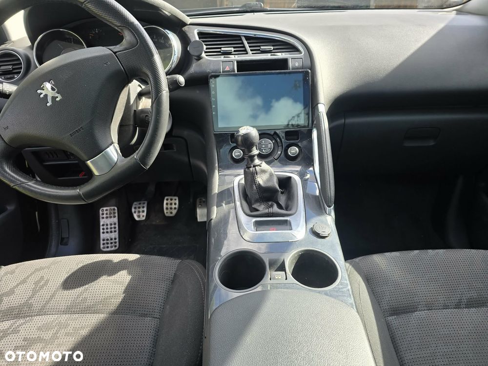 Peugeot 3008 - 8