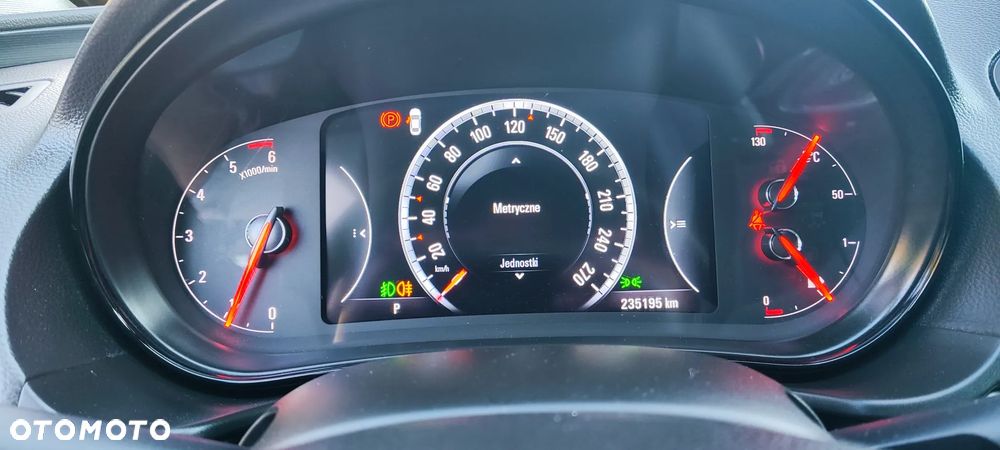 Opel Insignia - 28