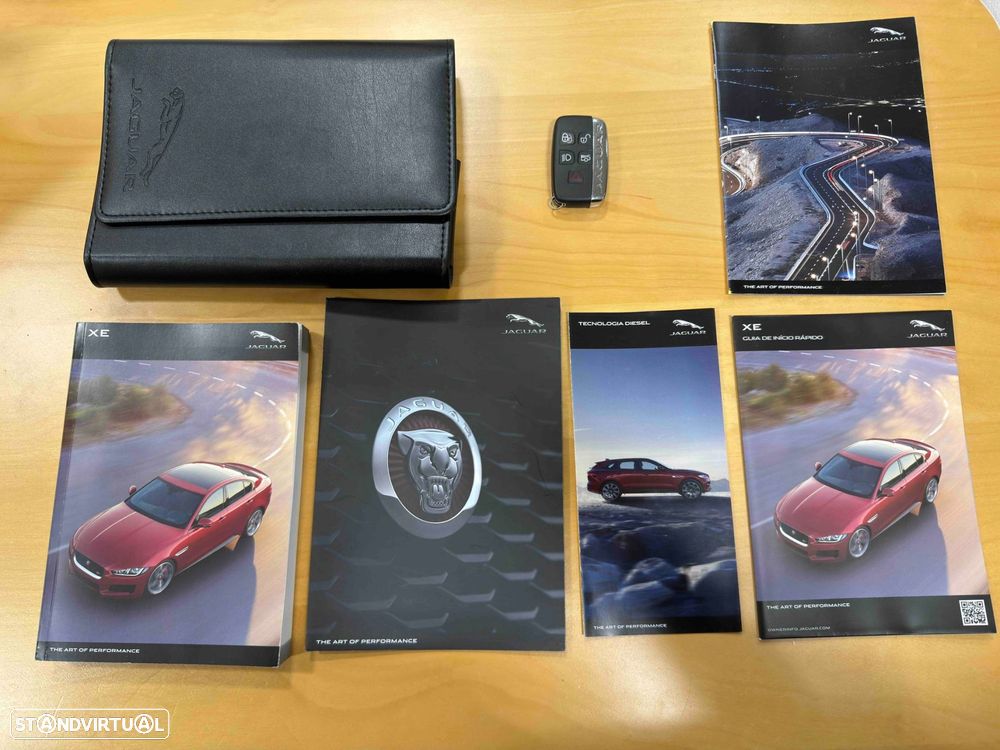 Jaguar XE 2.0 D R-Sport Aut. - 52