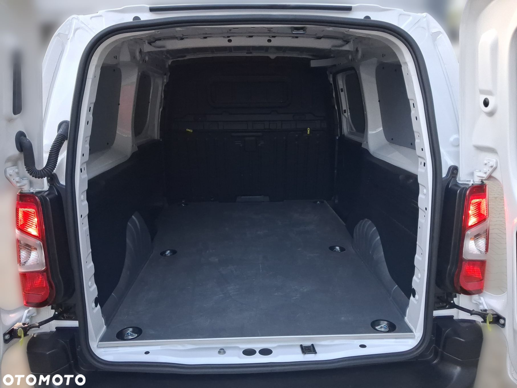 Toyota PROACE CITY - 9