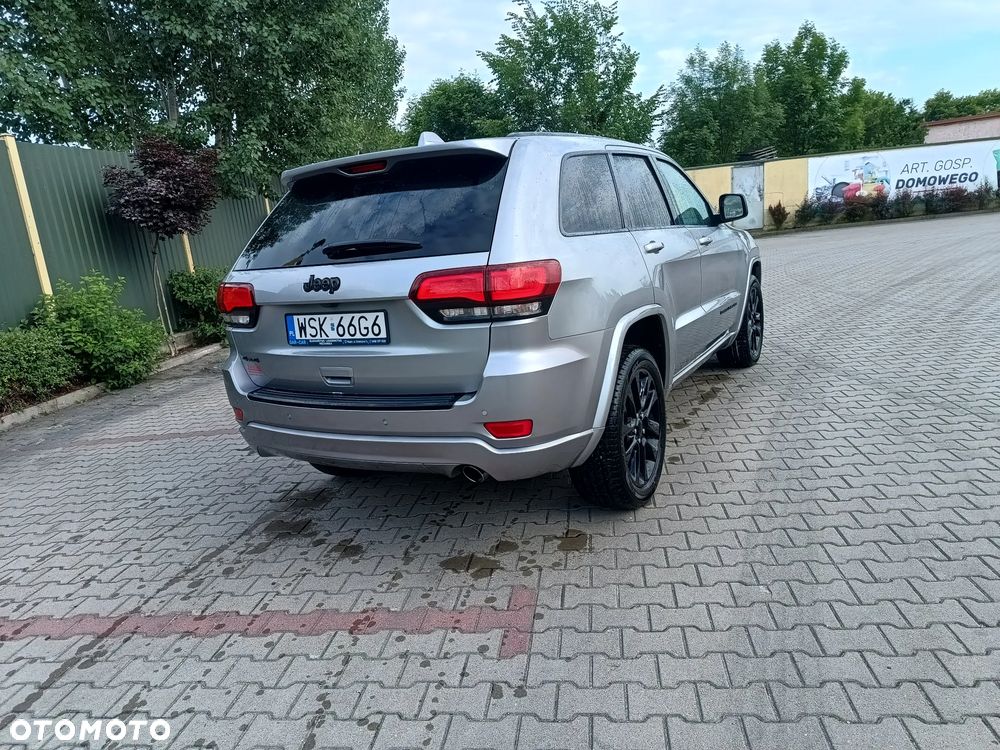 Jeep Grand Cherokee - 5