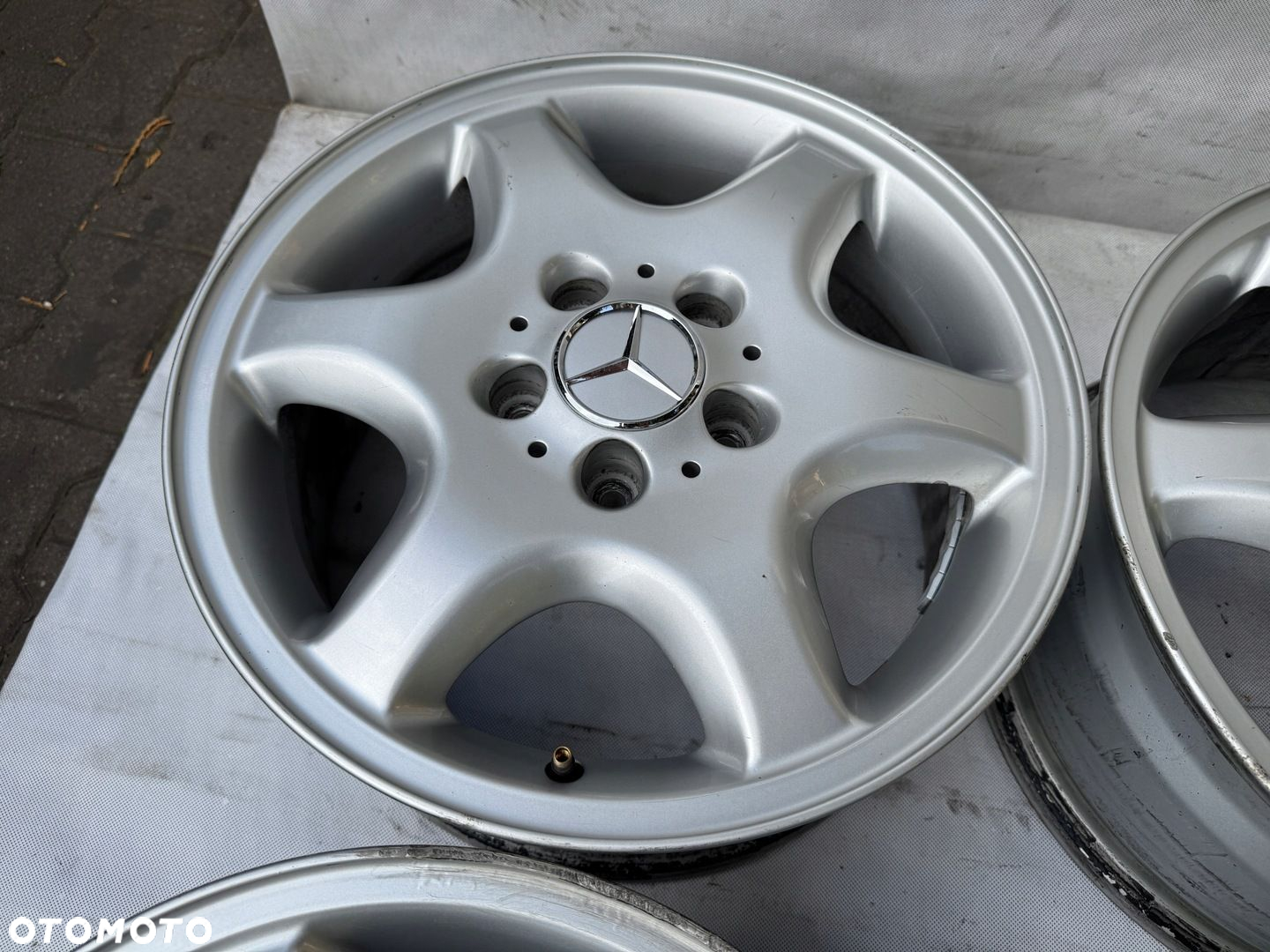 Felgi Mercedes CLK 16" 7J ET37 748 - 3