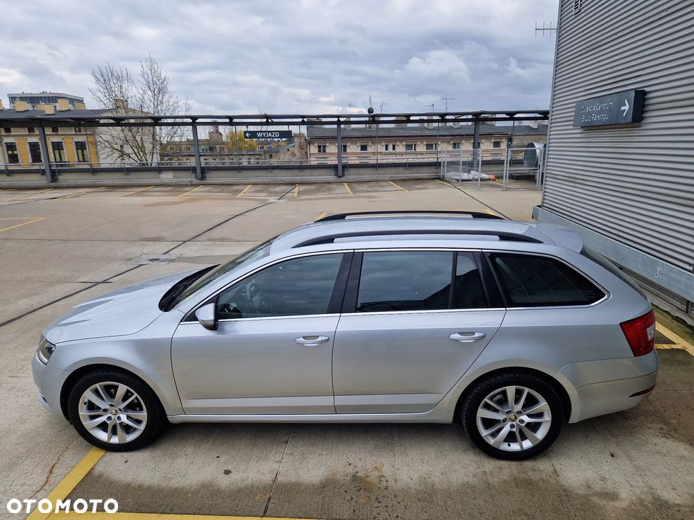 Skoda Octavia 2.0 TDI SCR Style DSG - 9