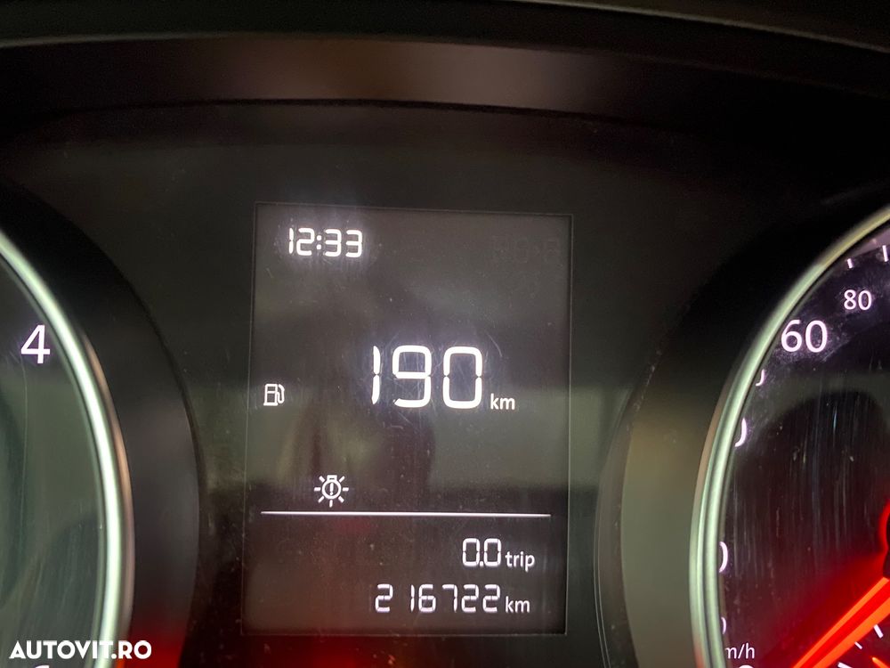 Volkswagen Golf 1.6 TDI BMT Comfortline - 17