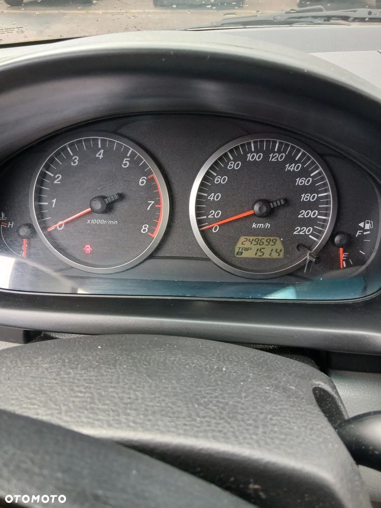 Mazda 2 - 6